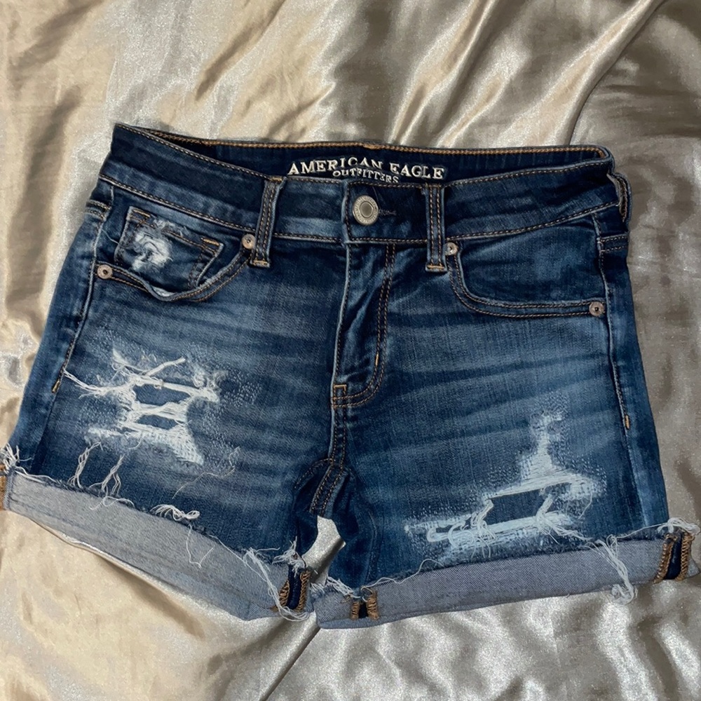 dark wash
super stretchy
